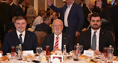 AK Partili Elitaş: Biz darbeye ve darbecilere karşı dururuz