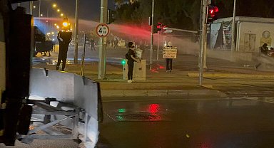 Antalya'da 'İmamoğlu' protestosunda göstericilere TOMA'lı müdahale; 15 gözaltı