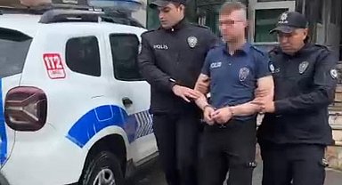 Askeri üniformayla dolandırıcılıktan yargılanmıştı, bu kez polis üniformasıyla yakalandı
