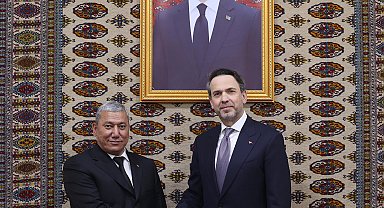 Bakan Bayraktar, Türkmenistan'daki temaslarını sürdürüyor