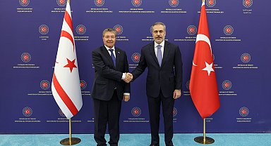 Bakan Fidan, KKTC Başbakanı Üstel ile görüştü