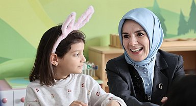 Bakan Göktaş, Başkentte özel eğitim gören çocuklarla bir araya geldi