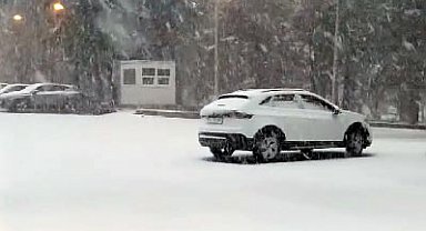 Bolu'da kar yağışı