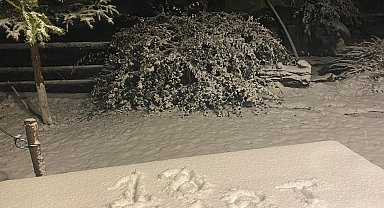 Bursa'nın yüksek kesimlerinde kar yağışı etkili oldu
