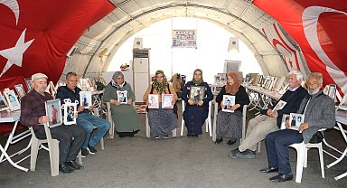 Diyarbakır'da evlat nöbetinde 11'inci bayram