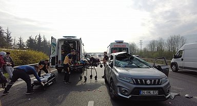 Düzce'de cip, otomobile çarptı: 6 yaralı