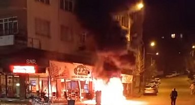 Edirne'de elektrikli motosiklet alev alev yandı; o anlar kamerada