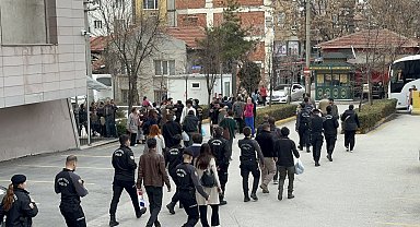 Eskişehir'de 'İmamoğlu' protestolarında gözaltına alınan 14 öğrenci adli kontrolle serbest