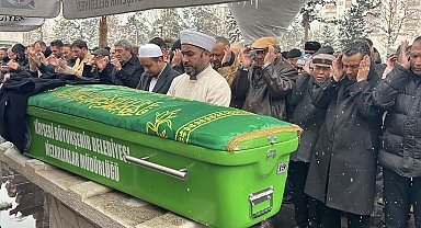 Gazeteci Oktay Ensari hayatını kaybetti