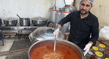 İmamdan iftar yemeği