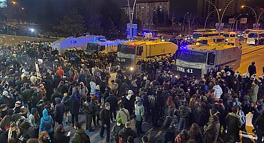 İmamoğlu'nun gözaltına alınması Ankara'da protesto edildi