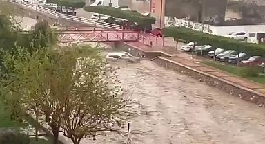 İspanya'da sel alarmı verildi