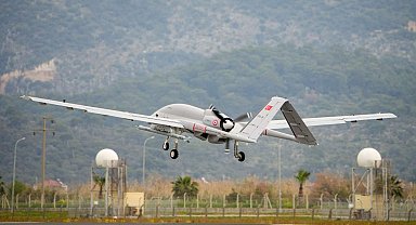 İstanbul - Bayraktar TB3, ilk atış testini başarıyla tamamladı