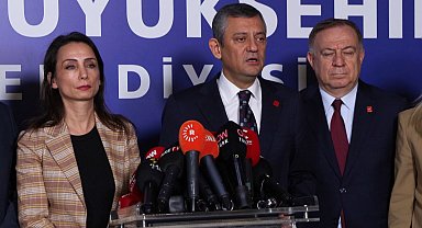 İstanbul- DEM Parti Heyeti, Saraçhane'deki İBB binasında Özgür Özel ile bir araya geldi