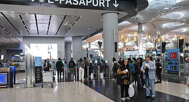 İstanbul - İstanbul Havalimanı'nda bayram yoğunluğu; bin 538 uçuş gerçekleştirilecek