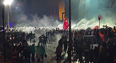 İstanbul- İstanbul'da izinsiz göstericilere operasyon: 71 gözaltı