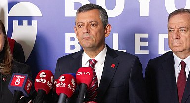 İstanbul - Özgür Özel Saraçhane'de konuştu