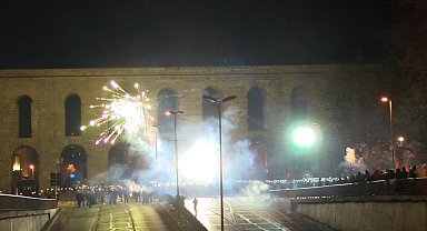 İstanbul - Saraçhane'de izinsiz gösteriye polis müdahale etti
