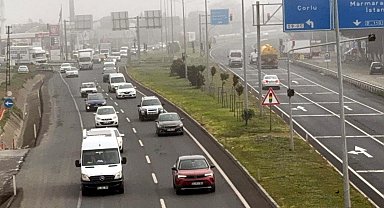 İstanbul-Tekirdağ kara yolunda bayram tatili yoğunluğu