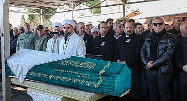 İstanbul - Ünlü seramik sanatçısı Nedret Çini Tanfer, son yolculuğuna uğurlandı