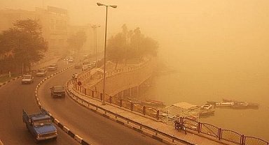 Japonya'da 'sarı kum' görüldü