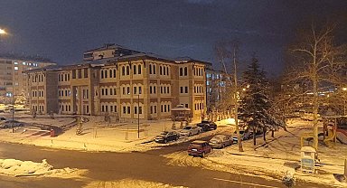 Konya ve Aksaray'da eğitime 'kar' engeli