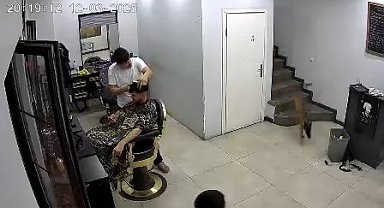 Köpek, kuaförde tedirginliğe neden oldu