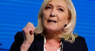 Marine Le Pen yolsuzluktan suçlu bulundu