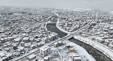 Samsun'un bazı ilçelerinde eğitime kar engeli