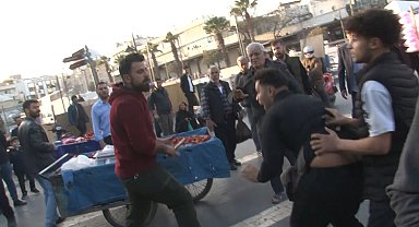 Şanlıurfa'da seyyar satıcılar arasında 'yer' kavgası; 3 yaralı
