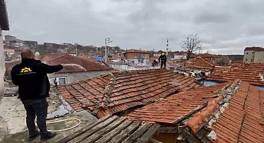 Tekirdağ'da yangın çıkan ev kullanılamaz hale geldi