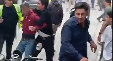 Tekmeli yumrulu park yeri kavgası kamerada