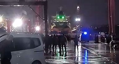 Tersanede demir bloklar arasında sıkışan işçi hayatını kaybetti