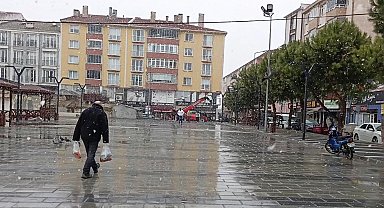 Trakya'nın yüksek kesimlerinde kar yağışı