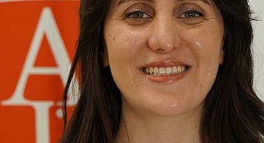 'Çocuklarda diş fırçalama ebeveyn ile yapılmalı'