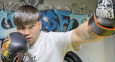 Afgan kick boksçu Hasan'ın büyük mücadelesi