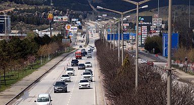 Afyonkarahisar'dan 11 günde 5 milyon 309 bin araç geçti