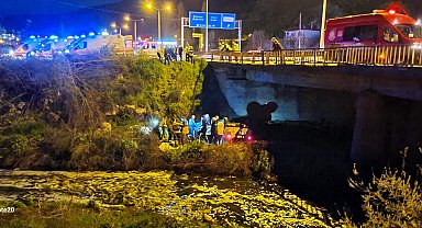Amasya'da otomobil Tersakan Çayı'na düştü: 5 yaralı