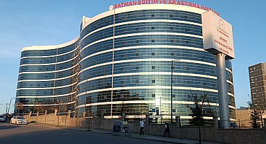 Apartmanın merdivenlerinden düşüp, öldü