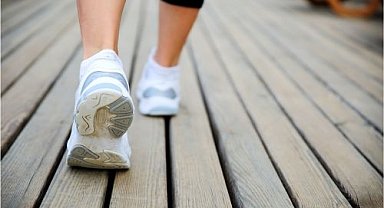 Araştırma: Günlük adım sayısını artırmak, hareketsiz yaşamın zararlı etkilerini azaltabilir