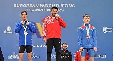 Avrupa Halter Şampiyonası'nda Harun Algül koparmada altın madalya kazandı