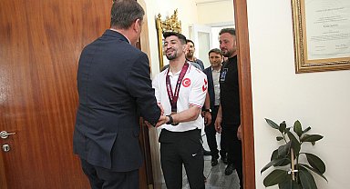 Avrupa Şampiyonu Kerem Kamal'a Kula'da coşkulu karşılama