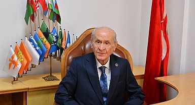 Bahçeli: Yakın vadede silahlar gömülüp kucaklayıcı siyasetin perdesi açılacaktır