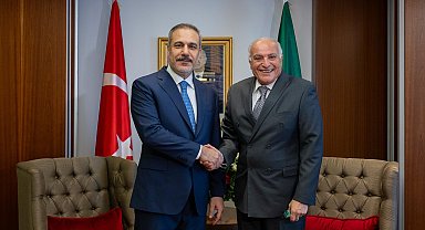 Bakan Fidan, Cezayir Dışişleri Bakanı Attaf ile bir araya geldi Video eklendi