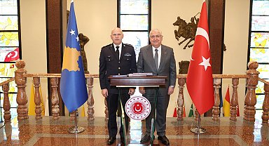 Bakan Güler, Kosova Genelkurmay Başkanı Jashari'yi kabul etti