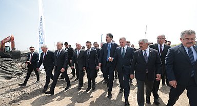 Bakan Kurum: Kocaeli'de 1,1 milyon metreküp dip çamurunu bertaraf ettik