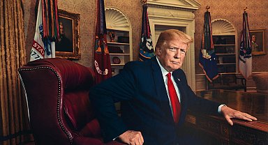 Beyaz Saray'da Obama'nın portresinin yerine Trump'a suikast girişimini tasvir eden tablo asıldı