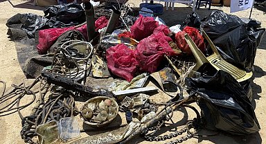 Bodrum'da tarihi antik kentin sularından 2 ton çöp çıktı