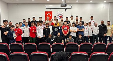 Boks Milli Takımı'na World Boxing eğitimi