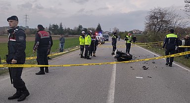 Bolu'da traktör ile motosiklet çarpıştı: 1 ölü, 1 yaralı